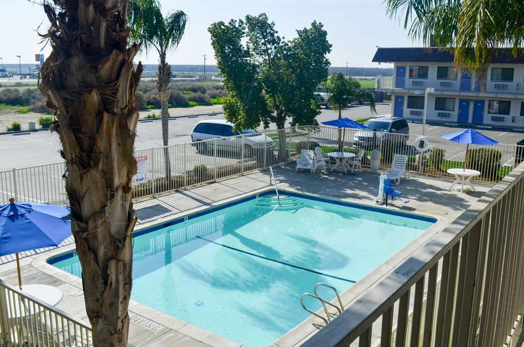 Motel 6 Lost Hills / Buttonwillow Racetrack Удобства фото